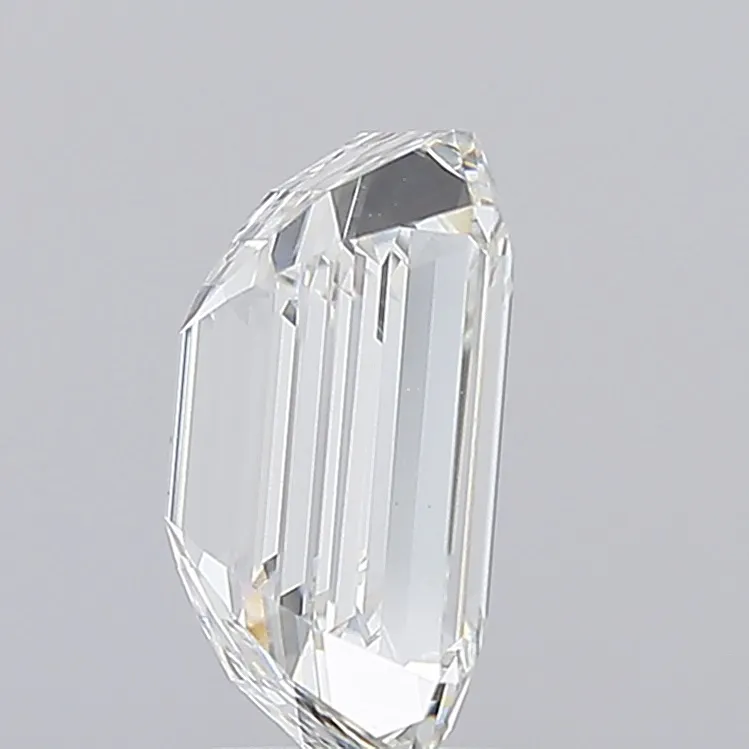 4.68 Carat