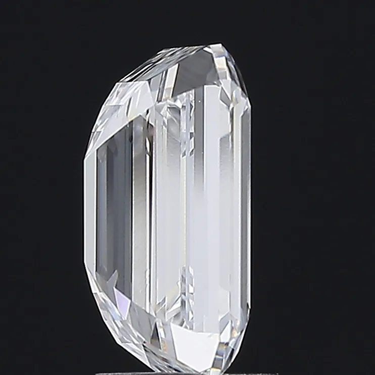 3.9 Carat