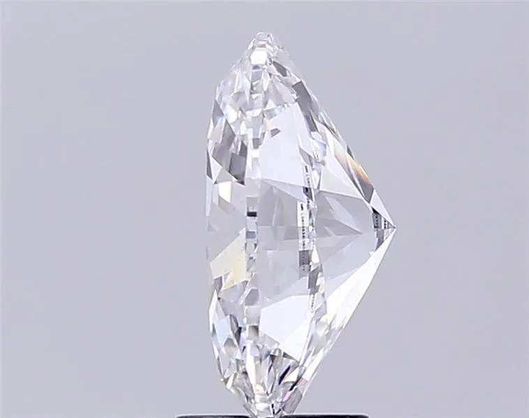 3.89 Carat