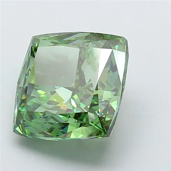5.01 Carat