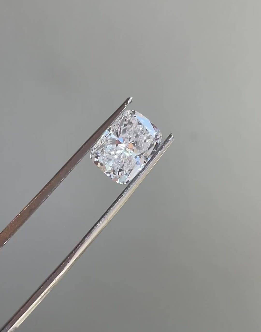 4.01 Carat