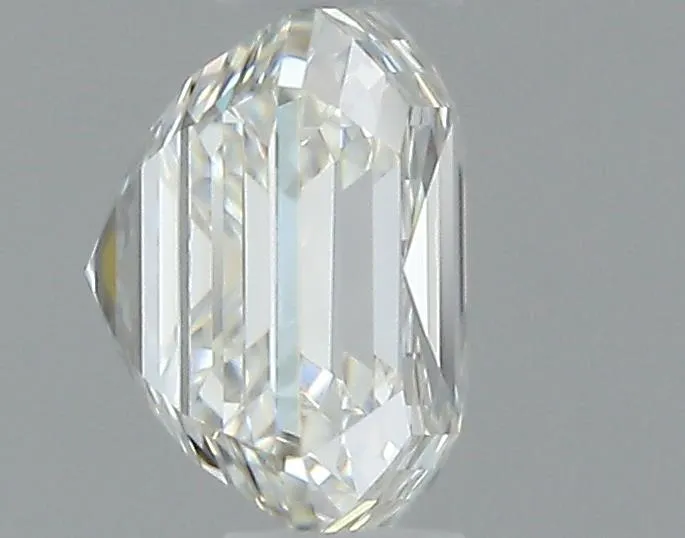 0.7 Carat