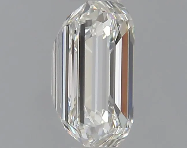 0.8 Carat