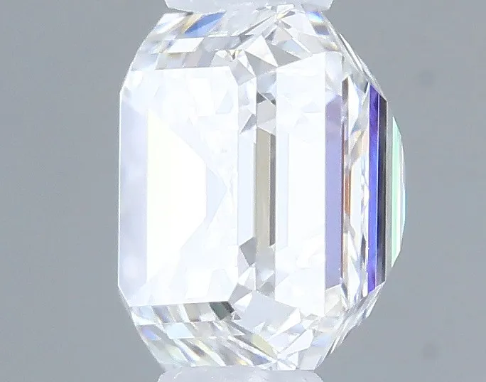 0.7 Carat