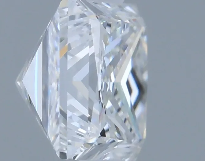 0.8 Carat