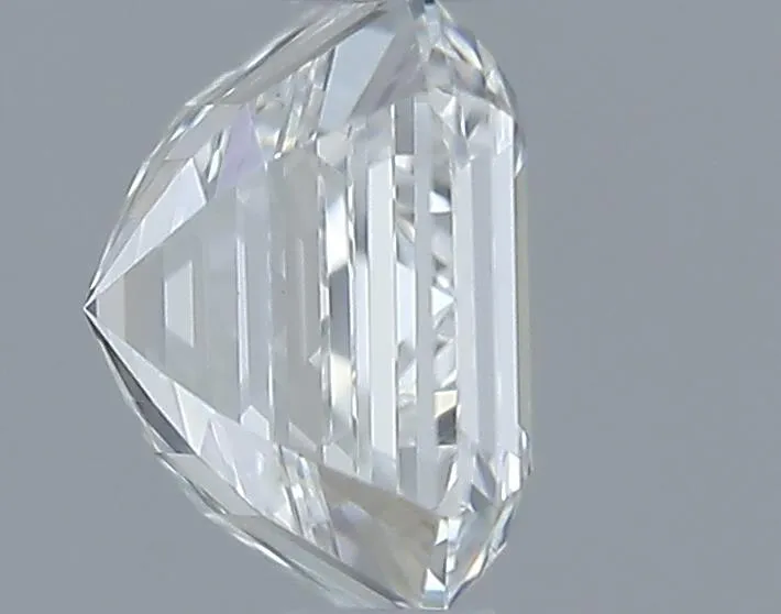 0.8 Carat