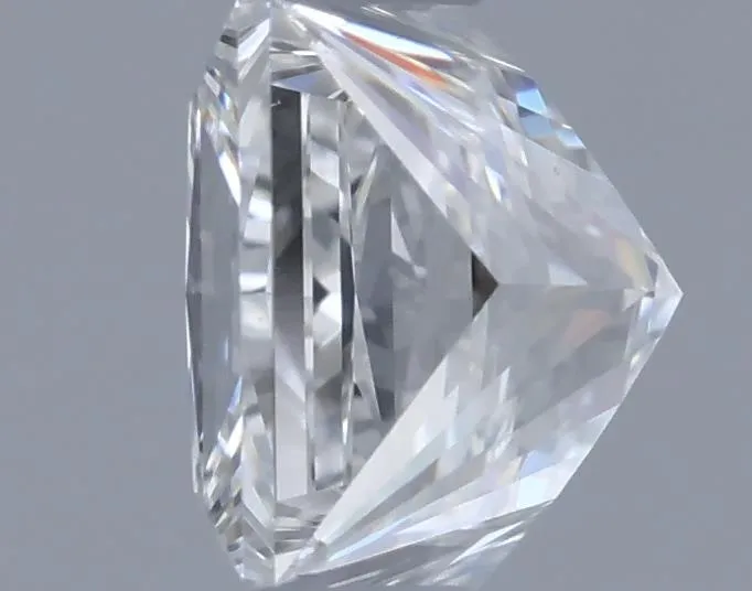 0.7 Carat