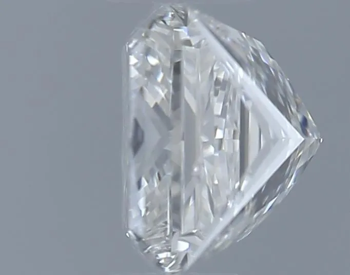 0.7 Carat